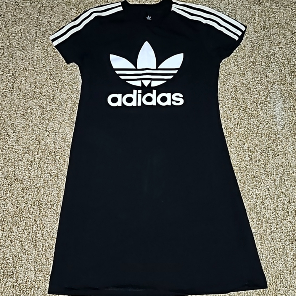 ✰ Adidas | Tee Dress.